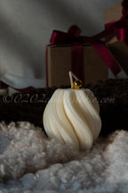 Swirl Pillar Candle- Medium